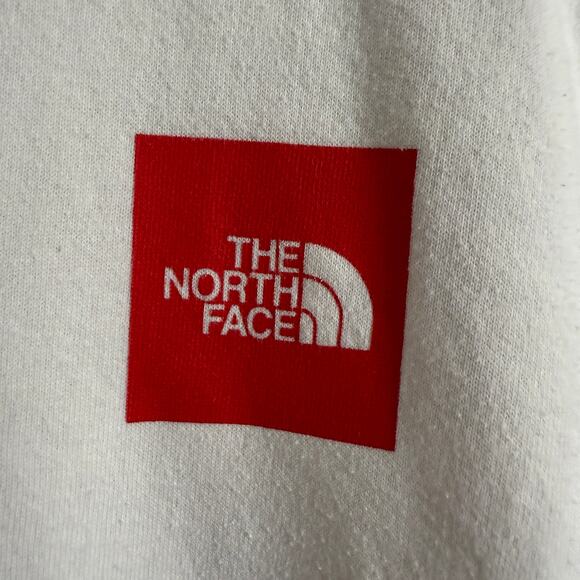 THE NORTH FACE | White and red Spell out Logo White Hooded Sweatshirt Medium - Picture 3 of 5